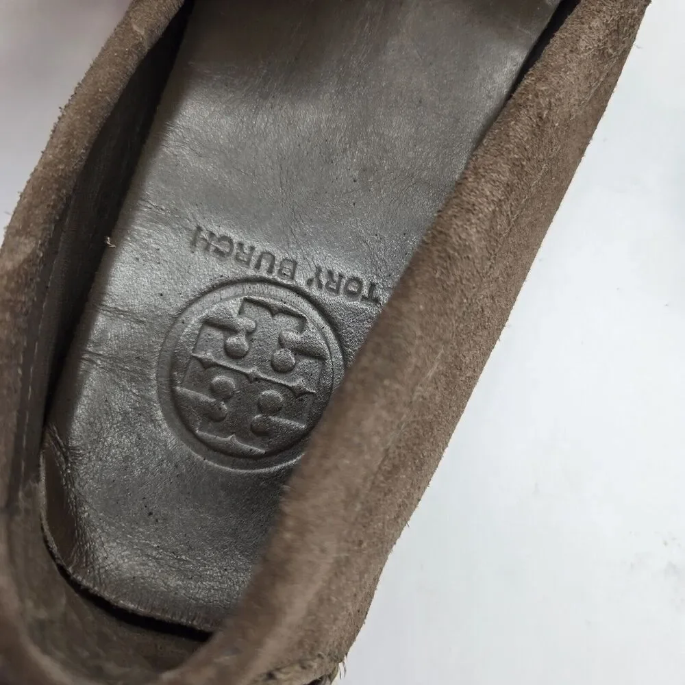 TORY BURCH KENDRICK Drivers Moccasin/Loafer brown Suede leather Gold Logo sz 5.5 - Picture 9 of 11